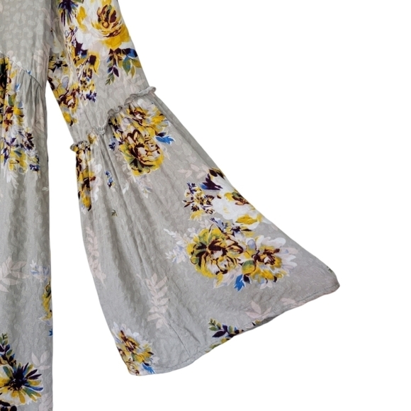Altar’d State Bell Sleeve Boho Floral Tunic Mini Dress S Grey Fairy Garden Girl - Picture 7 of 13